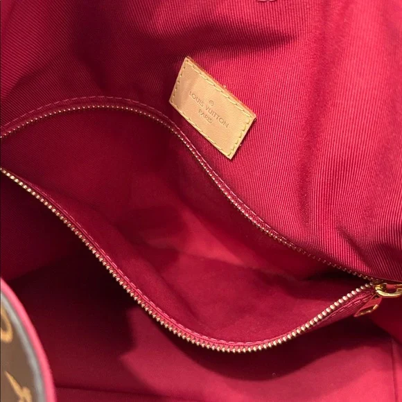 Authentic Louis Vuitton classic monogram Graceful Pm hobo bag in peony - Picture 8 of 16